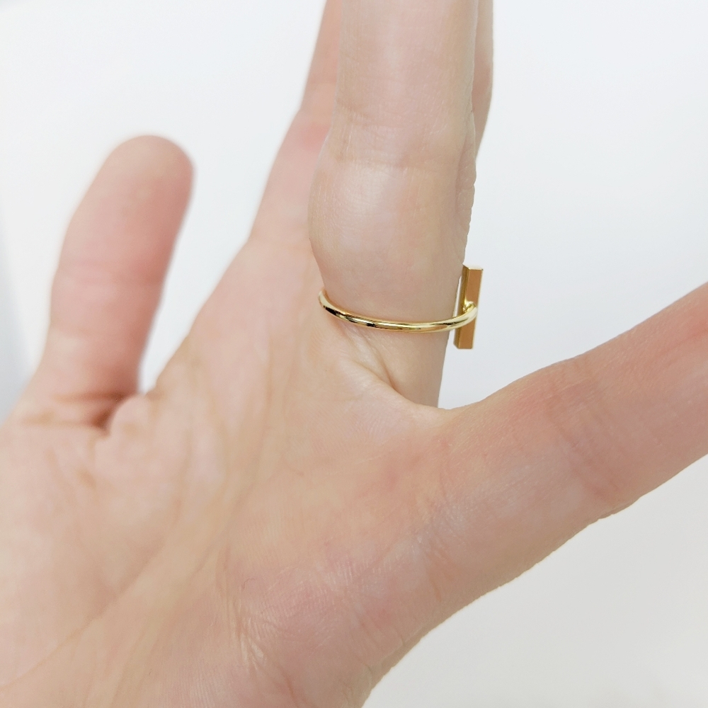 Double Bar Gold Ring - Picture 4 of 6